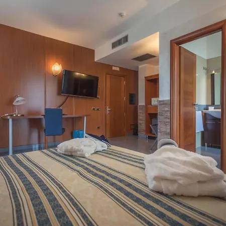 Hotel San Luca 4*