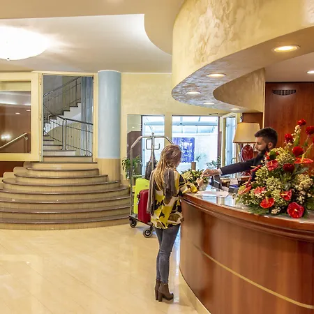Hotel San Luca 4*
