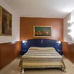 Отель San Luca 4*
